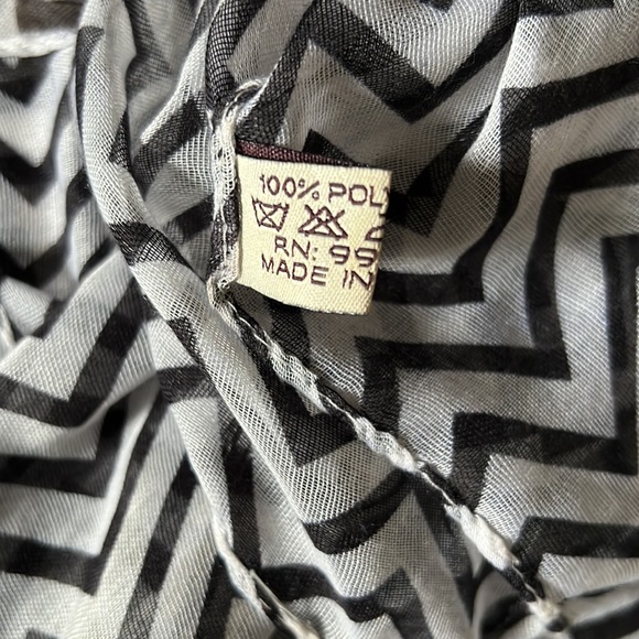 Infinity Scarf | Black & White, Pattern, Polyester - Picture 4 of 5